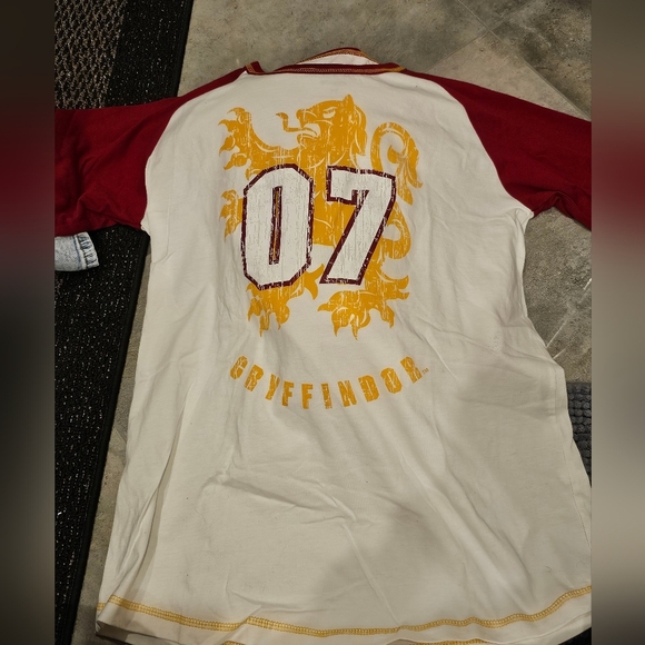 Warner Bros. Tops - Harry Potter Size M shirt